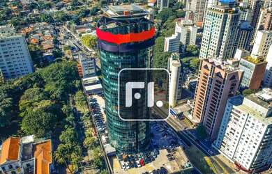 Imagem: O depósito possui 5 Vagas na garagem, 500m² de Área e está