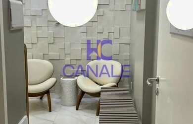 Imagem: O depósito possui 1 Vaga na garagem, 32m² de Área e está