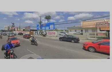 Imagem: O terreno possui 7.000m² de Área e está localizado em Parque