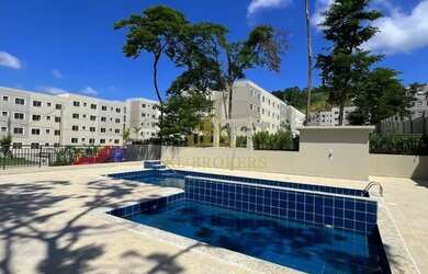 Imagem: O apartamento possui 2 Dormitórios, 1 Banheiro, 1 Vaga na garagem