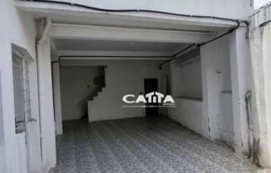 Imagem: A casa possui 3 Dormitórios, 3 Banheiros, 2 Vagas na garagem