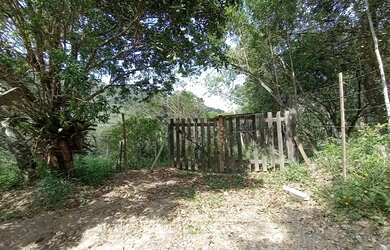 Imagem: O terreno possui 630m² de Área e está localizado em Vargem