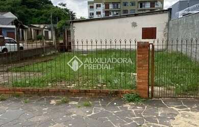 Imagem: O terreno possui 100m² de Área e está localizado em Primor