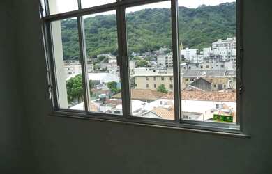 Imagem: O apartamento possui 1 Dormitório, 2 Banheiros, 50m² de Área