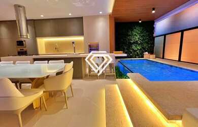 Imagem: O apartamento possui 3 Dormitórios, 1 Banheiro, 3 Vagas na