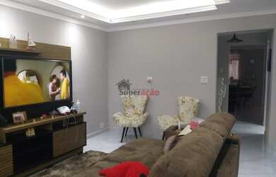 Imagem: A casa possui 3 Dormitórios, 4 Banheiros, 3 Vagas na garagem