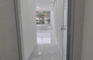 Imagem 9: Sobrado novo com piscina churrasqueira jd Helena maria