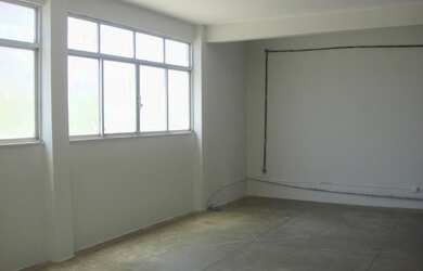 Imagem 9: Depósito para aluguel com 1.160 metros quadrados no Imbuí frete Av....