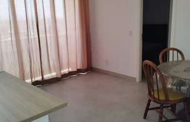 Imagem: O apartamento possui 1 Dormitório, 1 Banheiro, 1 Vaga na garagem