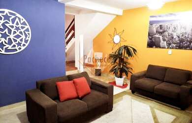 Imagem: A casa possui 4 Dormitórios, 2 Banheiros, 2 Vagas na garagem