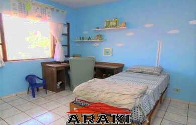 Imagem 8: Alto Padrão. Guarda roupa, Lareira, 5 Vagas na garageme4 Dormitórios