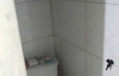 Imagem: A casa possui 2 Dormitórios, 1 Banheiro, 3m² de Área e está