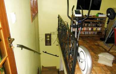 Imagem 5: Casa Sobrado - Loteamento Villa Branca - 265m² - 4 Dormitórios