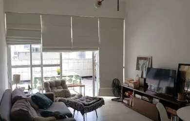 Imagem 2: Cobertura silenciosa com vista livre na Tijuca Apenas 5 minutos a pé...