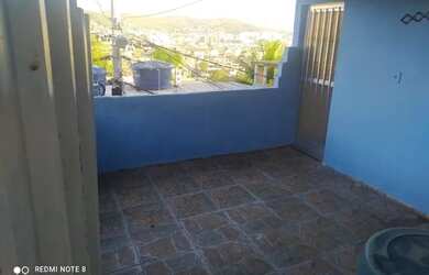 Imagem: A casa possui 1 Dormitório, 1 Banheiro, 30m² de Área e está