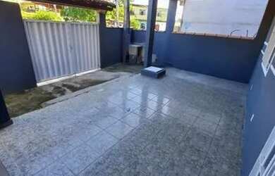 Imagem: A casa possui 2 Dormitórios, 1 Banheiro, 1 Vaga na garagem