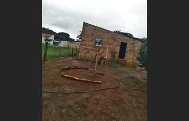 Imagem 3: Casa em Trindade-GO. 420m² de Área, 1 Banheiroe3 Dormitórios