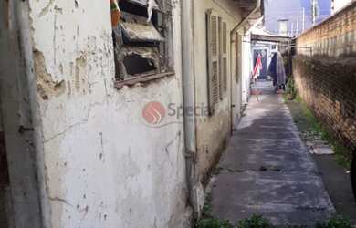 Imagem: O terreno possui 250m² de Área e está localizado em Vila