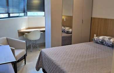 Imagem: O apartamento possui 1 Dormitório, 1 Banheiro, 1 Vaga na garagem