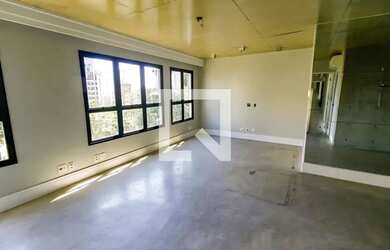 Imagem: O apartamento possui 1 Dormitório, 2 Banheiros, 1 Vaga na garagem