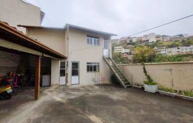 Imagem 2: Locação - Casa com 2 quartos no bairro Santa Cecília, próxima ao posto de saúde