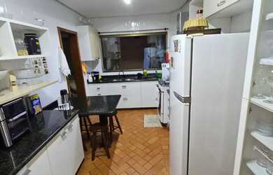 Imagem 15: Vendo sobrado no Portal do Sol I de 3 suítes escritório com 235 m²...