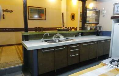 Imagem 8: Casa de alvenaria, comporta 5 dormitórios