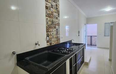 Imagem: A kitnet possui 1 Dormitório, 1 Banheiro e está localizado