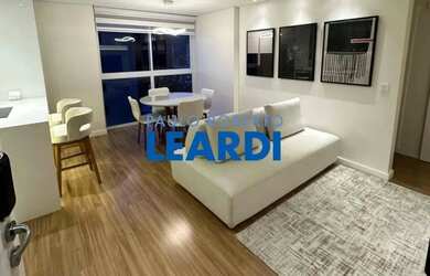 Imagem: O apartamento possui 2 Dormitórios, 2 Banheiros, 1 Vaga na