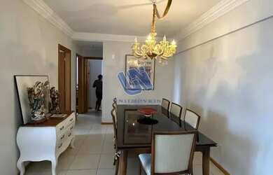 Imagem: O apartamento possui 3 Dormitórios, 2 Banheiros, 2 Vagas na