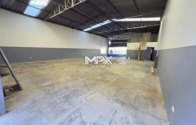 Imagem: O depósito possui 300m² de Área e está localizado em Paulista