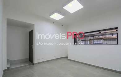 Imagem: O depósito à venda possui 3 Vagas na garagem e 170m² de Área