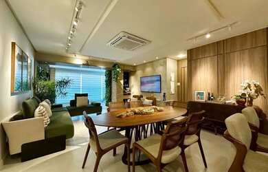 Imagem: O apartamento possui 3 Dormitórios, 5 Banheiros, 2 Vagas na