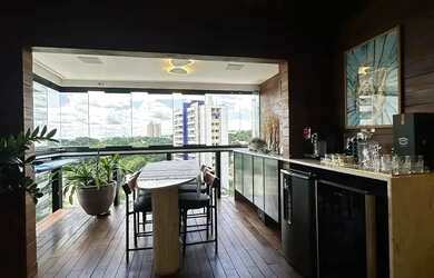 Imagem: O apartamento possui 3 Dormitórios, 5 Banheiros, 3 Vagas na