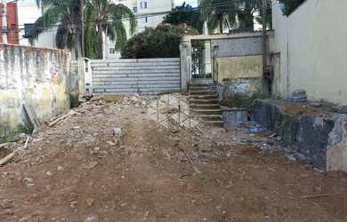 Imagem: O terreno possui 400m² de Área e está localizado em Baeta