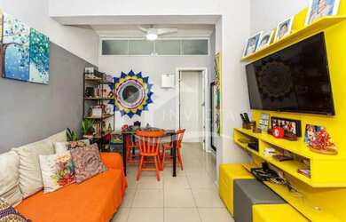 Imagem: O apartamento possui 2 Dormitórios, 2 Banheiros e 45m² de