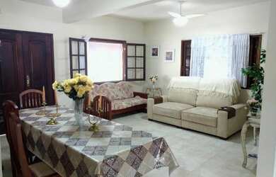 Imagem 4: Casa 04 Quartos com Piscina e Churrasqueira - Flamengo, Marica RJ