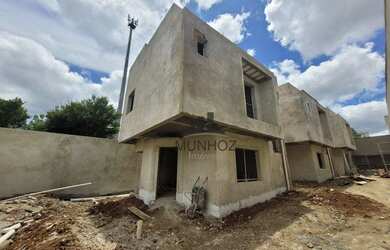 Imagem: A casa em condomínio possui 3 Dormitórios, 3 Banheiros, 2