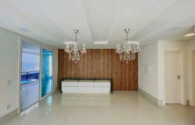 Imagem: A casa em condomínio possui 5 Dormitórios, 5 Banheiros, 4