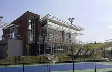 Imagem: A casa em condomínio possui 3 Dormitórios, 3 Banheiros, 4