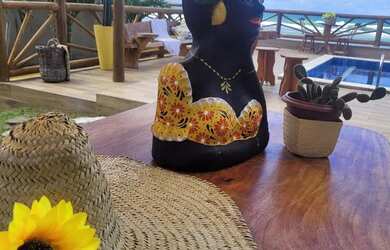 Imagem 4: Jauá pé na área. 3 Vagas na garageme3 Dormitórios