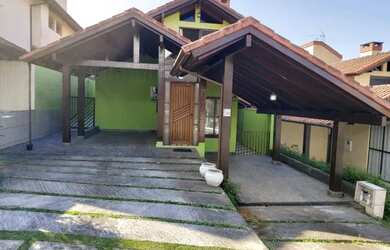 Imagem: A casa em condomínio possui 4 Dormitórios, 4 Banheiros, 4