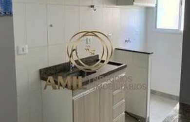 Imagem: O apartamento possui 2 Dormitórios, 1 Banheiro, 1 Vaga na garagem