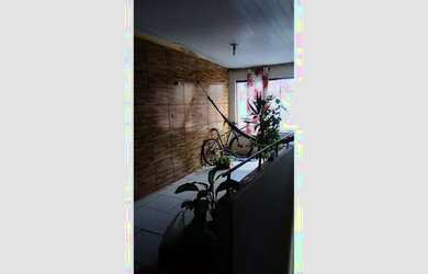 Imagem: A casa possui 2 Dormitórios, 1 Banheiro, 80m² de Área e