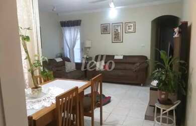 Imagem: A casa possui 5 Dormitórios, 3 Banheiros, 1 Vaga na garagem