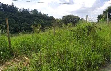 Imagem: O terreno à venda possui 360m² de Área e está localizado