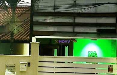 Imagem: A casa possui 3 Dormitórios, 5 Banheiros, 2 Vagas na garagem