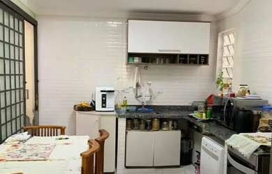 Imagem 8: CASA ASSOBRADADA - VILA HELENA - SP