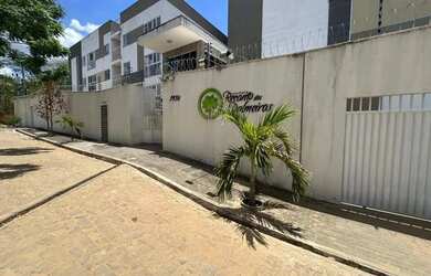 Imagem: O apartamento possui 3 Dormitórios, 1 Banheiro, 1 Vaga na garagem