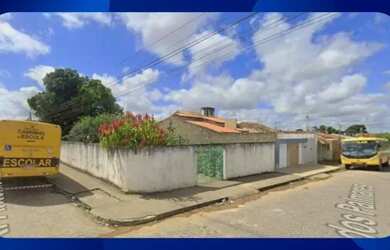 Imagem: A casa possui 1 Dormitório, 1 Banheiro, 1.029m² de Área e